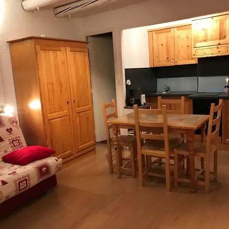 Apartment Face Aux Pistes 5 *